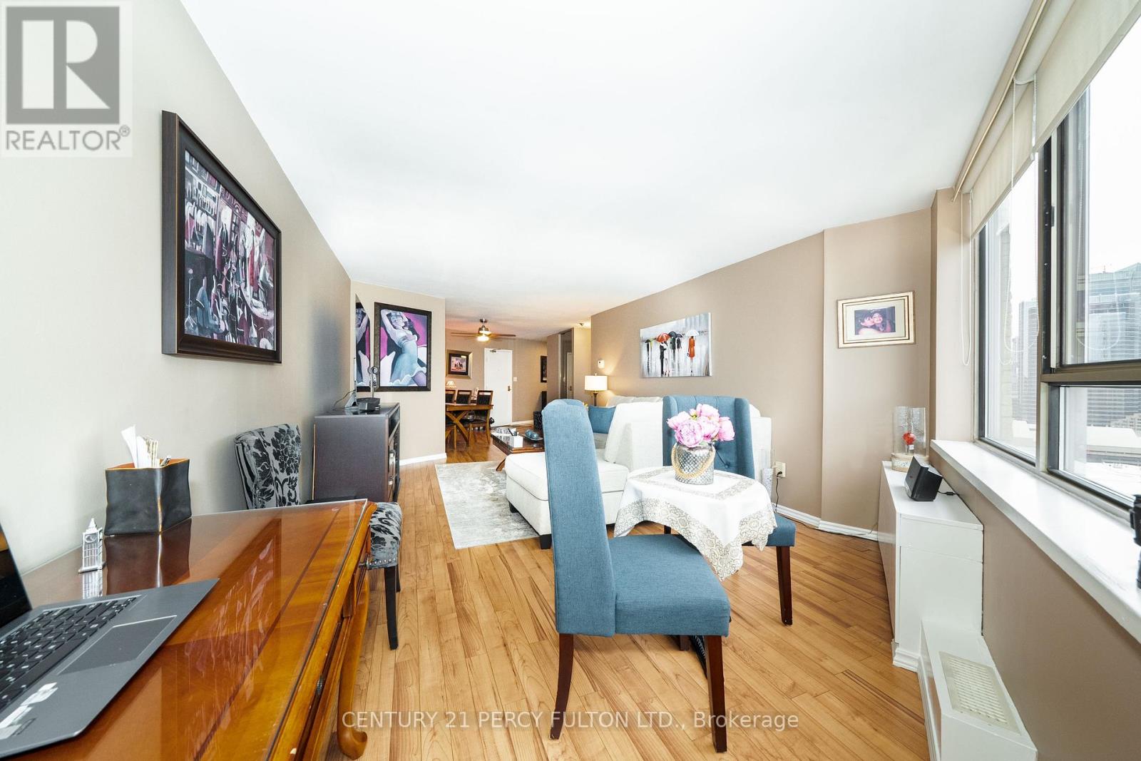 2508 - 270 QUEENS QUAY W, Toronto (Waterfront Communities), Ontario, M5J2N4 — Photo 10