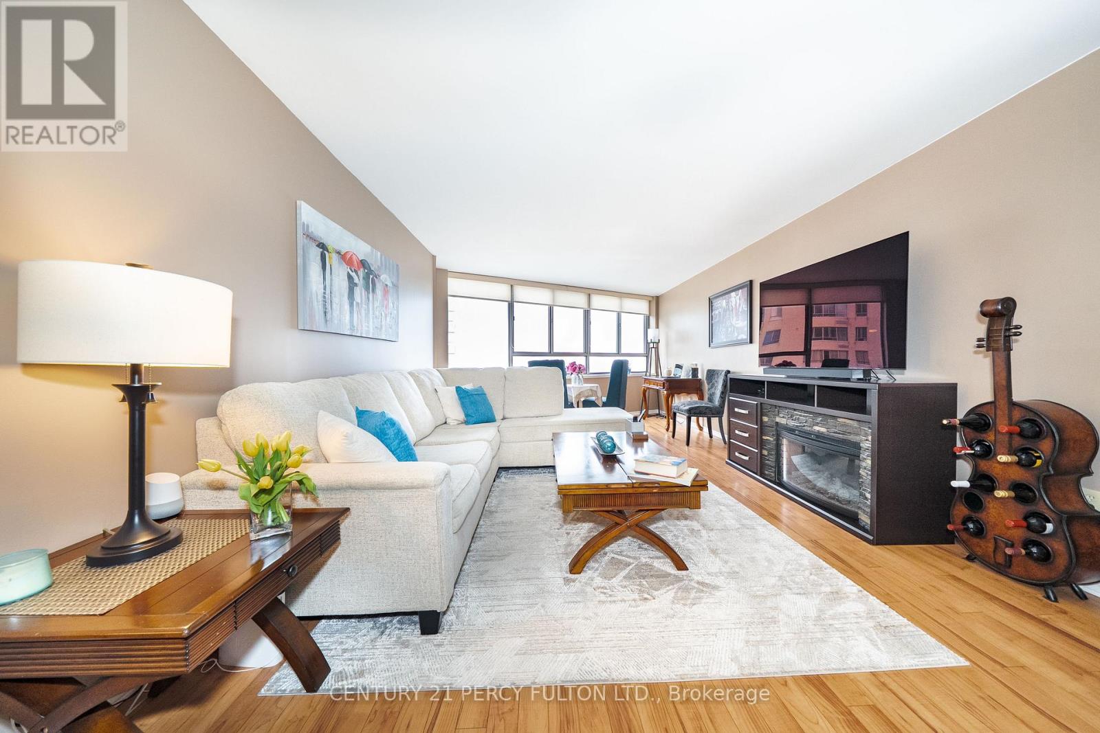 2508 - 270 QUEENS QUAY W, Toronto (Waterfront Communities), Ontario, M5J2N4 — Photo 3