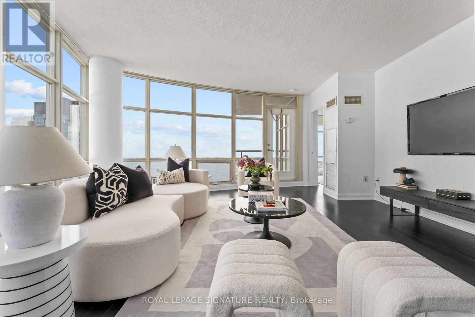 3609 - 10 NAVY WHARF COURT, Toronto (Waterfront Communities), Ontario, M5V3V2 — Photo 4