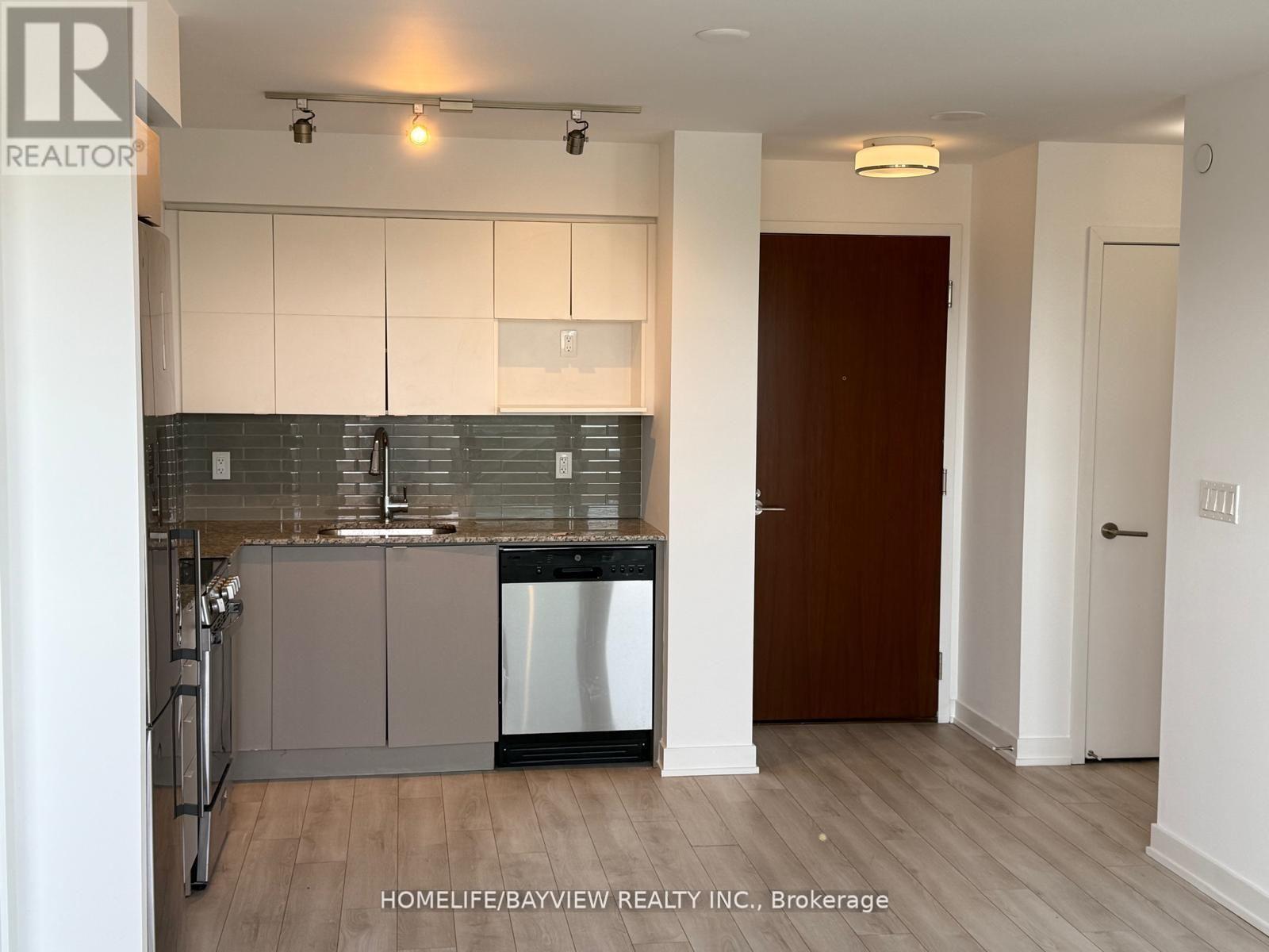 1212 - 120 VARNA DRIVE, Toronto (Englemount-Lawrence), Ontario, M6A0B3 — Photo 10