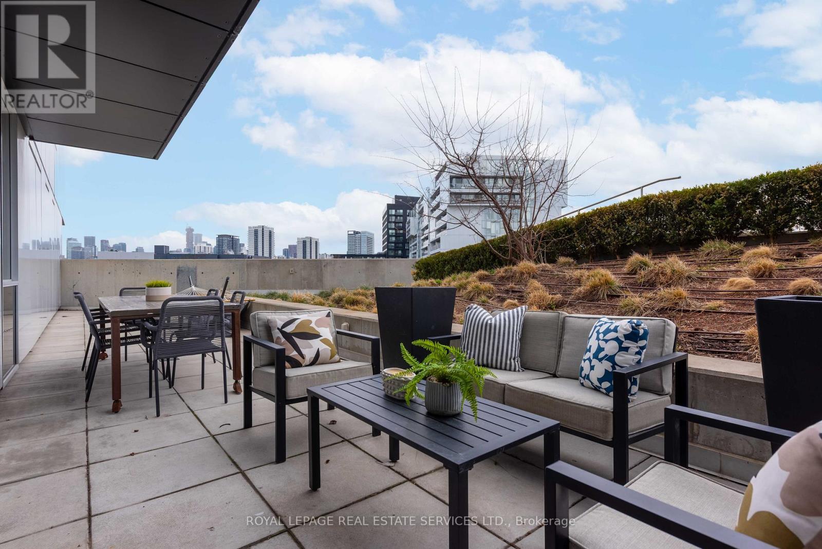 711 - 170 BAYVIEW AVENUE, Toronto (Waterfront Communities), Ontario, M5A0M4 — Photo 3