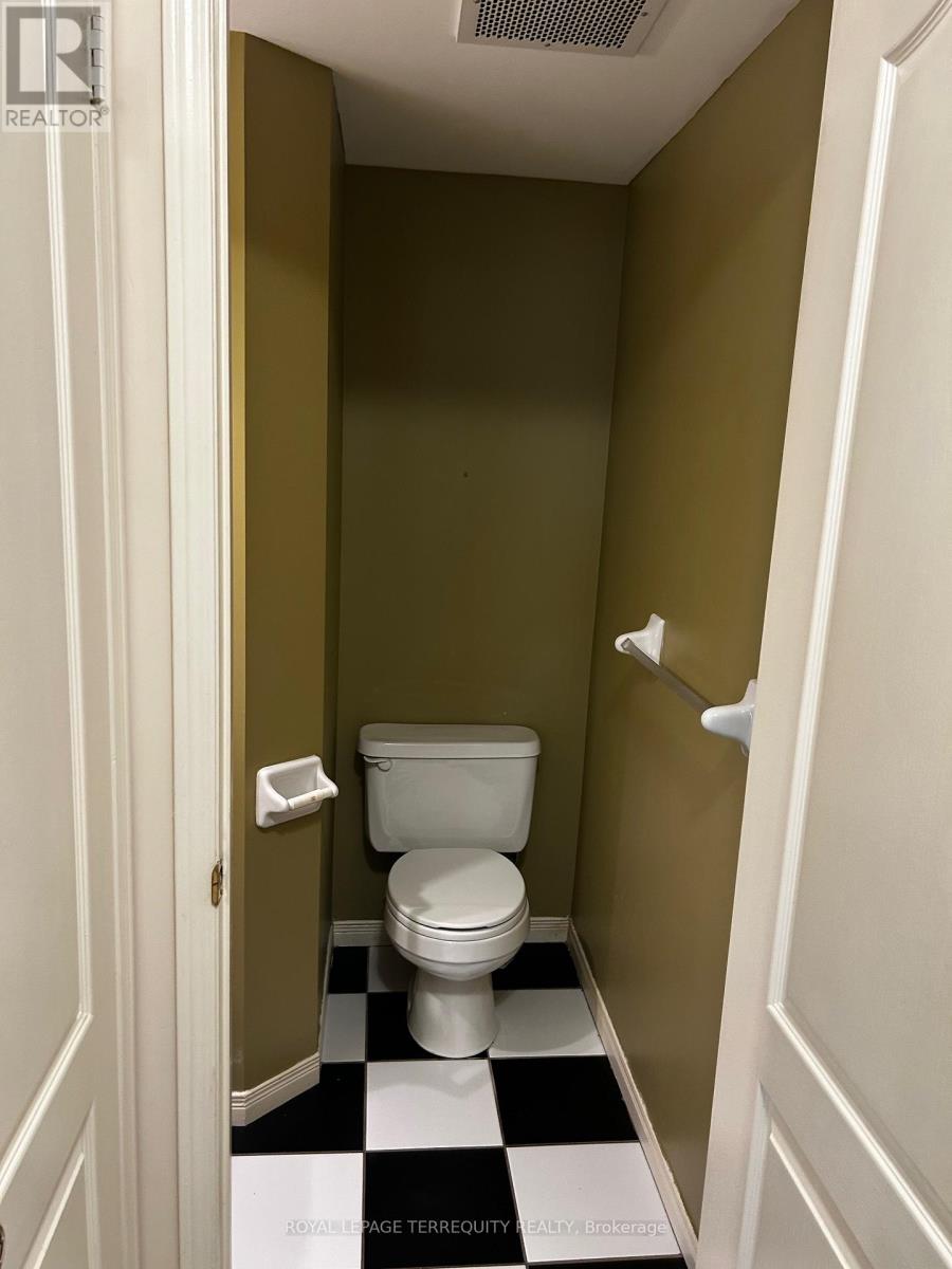 B19 - 108 FINCH AVENUE W, Toronto (Newtonbrook West), Ontario, M2N6W6 — Photo 14