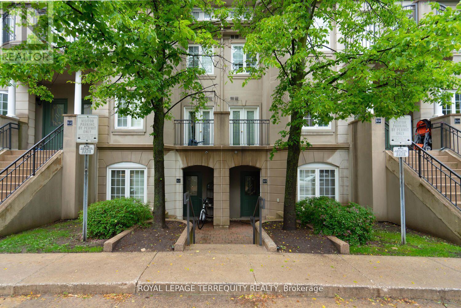 B19 - 108 FINCH AVENUE W, Toronto (Newtonbrook West), Ontario, M2N6W6 — Photo 2