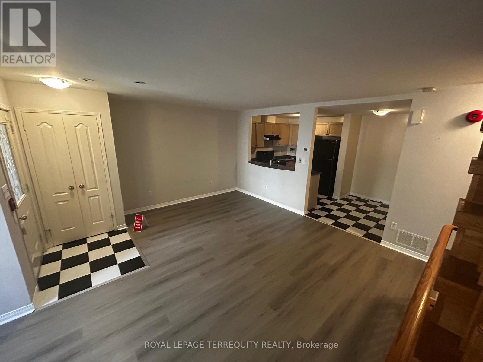 B19 - 108 FINCH AVENUE W, Toronto (Newtonbrook West), Ontario, M2N6W6 — Photo 6