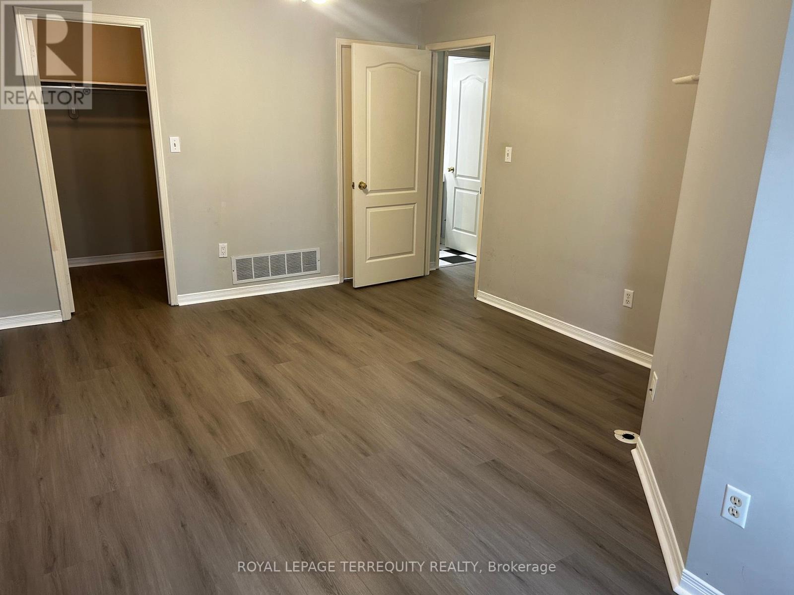 B19 - 108 FINCH AVENUE W, Toronto (Newtonbrook West), Ontario, M2N6W6 — Photo 8