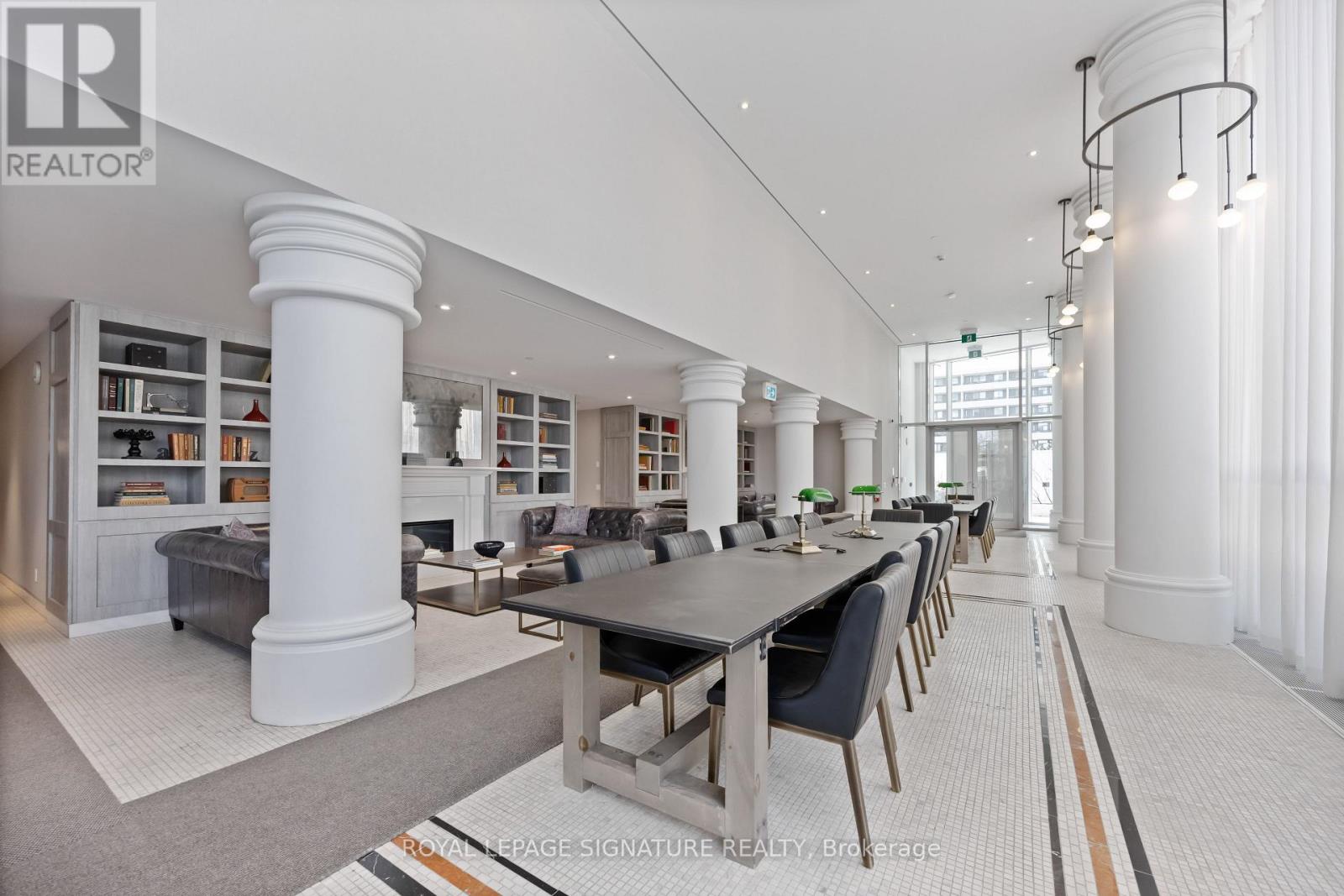 2404 - 33 HELENDALE AVENUE, Toronto (Yonge-Eglinton), Ontario, M4R0A4 — Photo 2