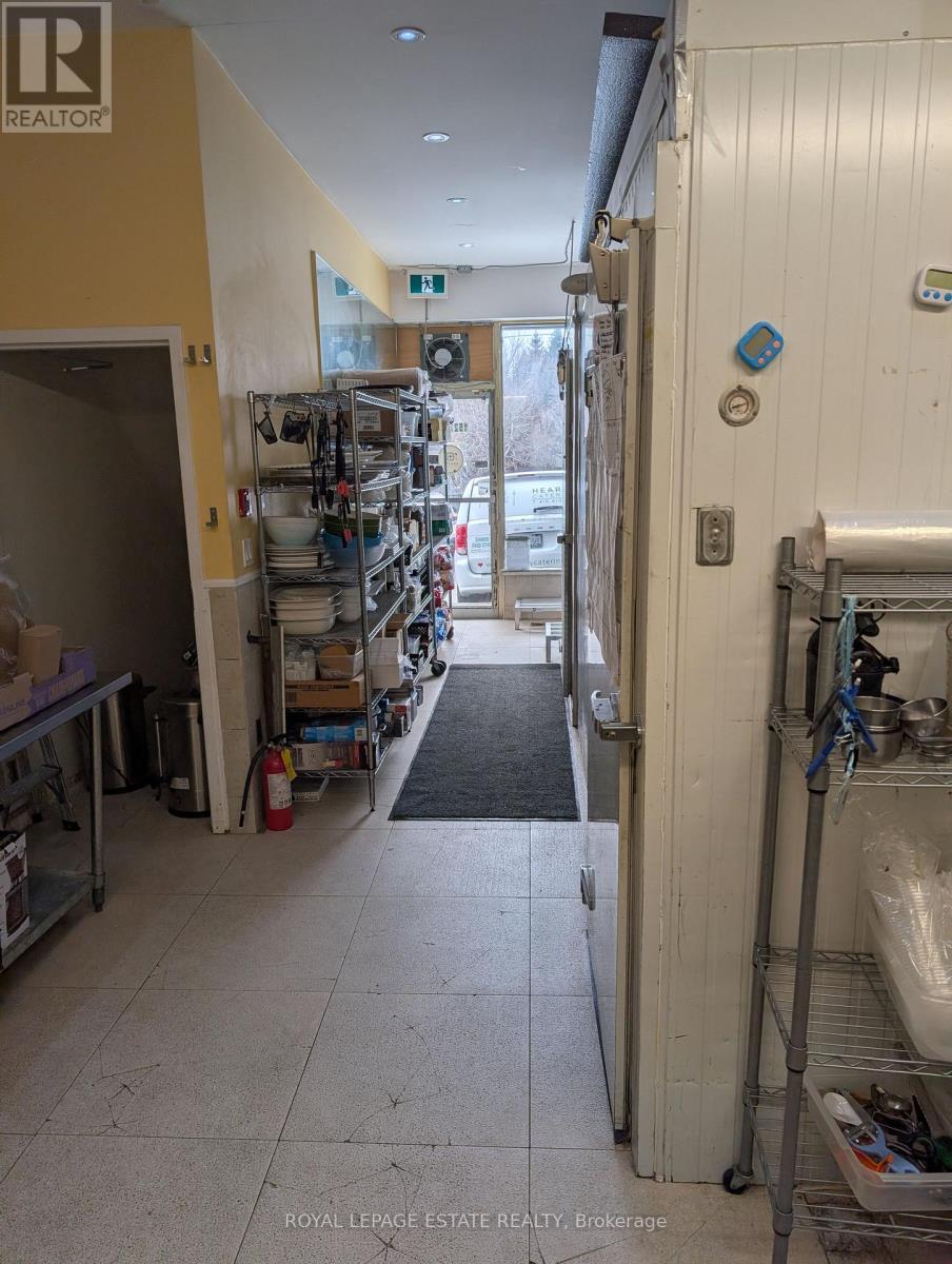 1527 O'CONNOR DRIVE, Toronto (O'Connor-Parkview), Ontario, M4B2V7 — Photo 4