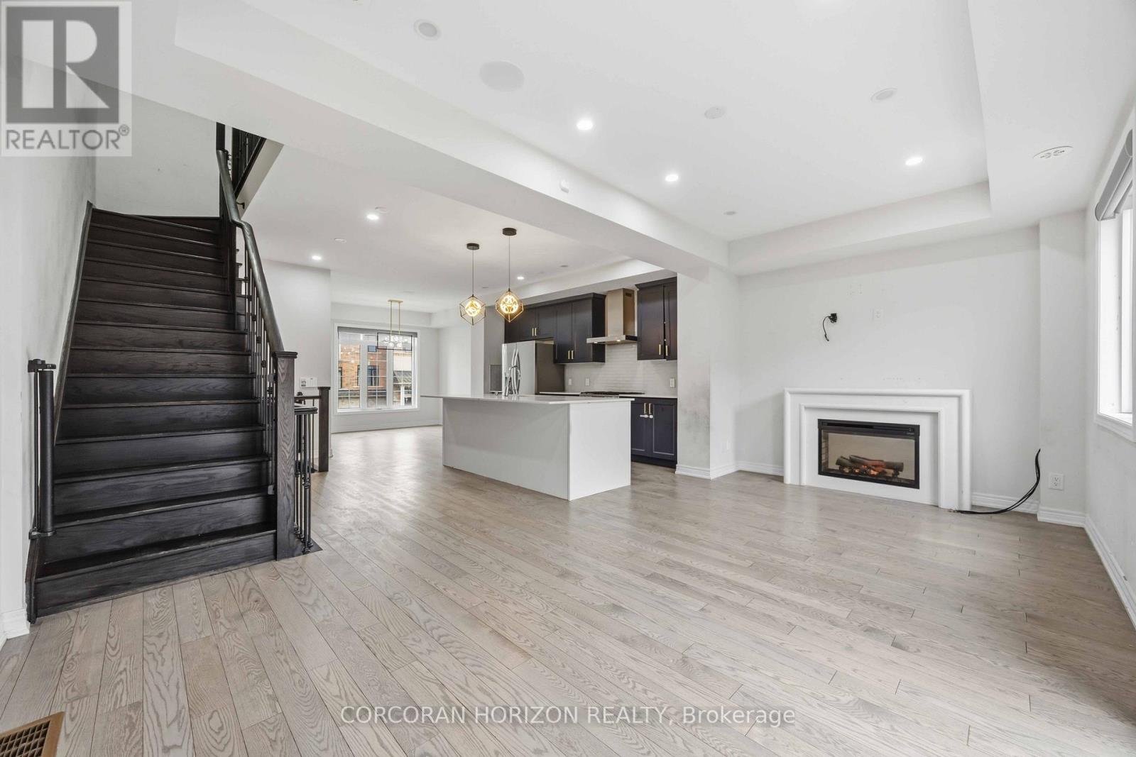 91 DORIAN DRIVE, Whitby, Ontario, L1P0C8 — Photo 6