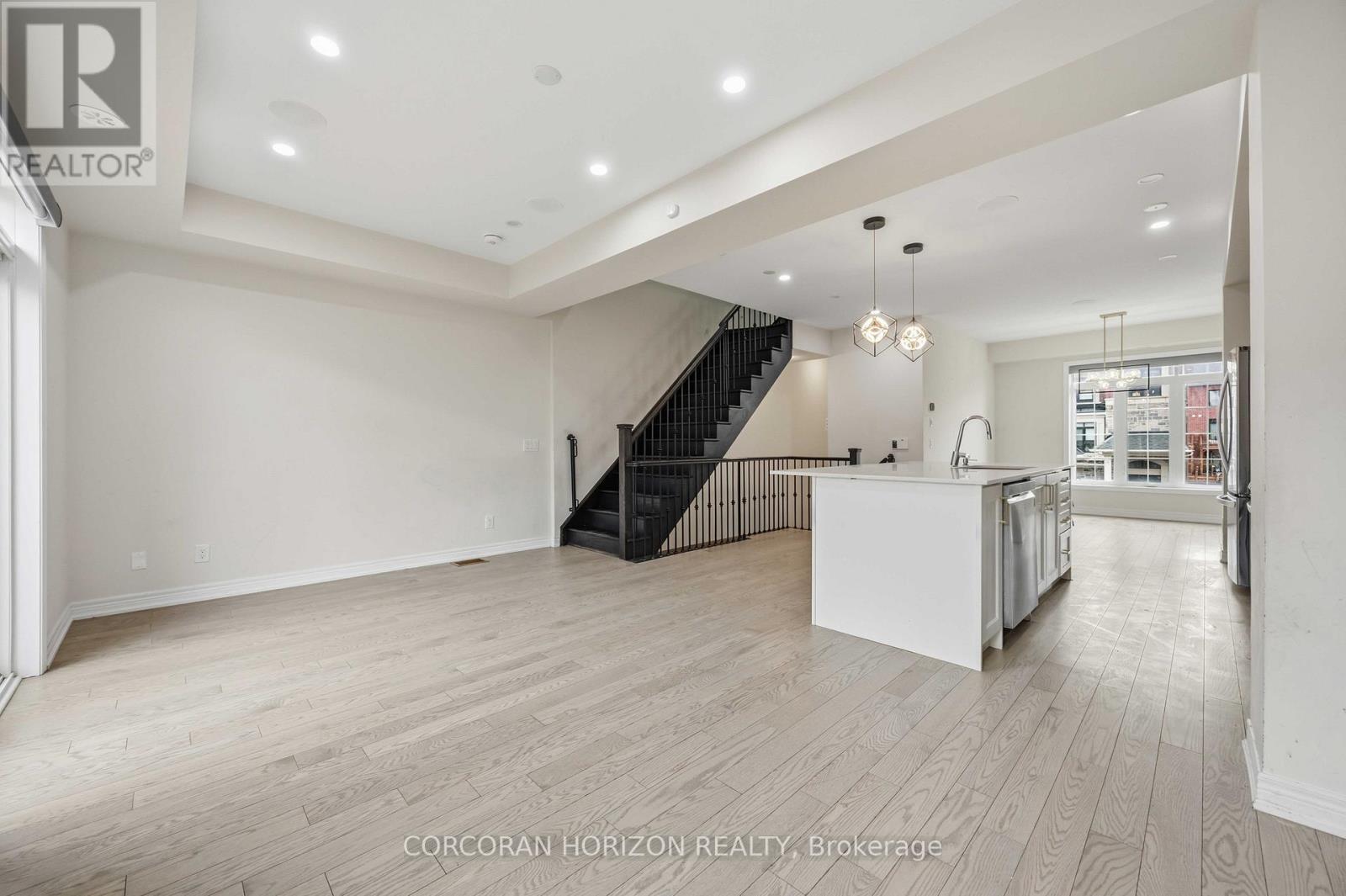 91 DORIAN DRIVE, Whitby, Ontario, L1P0C8 — Photo 7