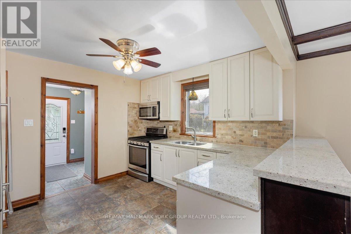 181 LAKE DRIVE N, Georgina (Historic Lakeshore Communities), Ontario, L4P3C8 — Photo 19