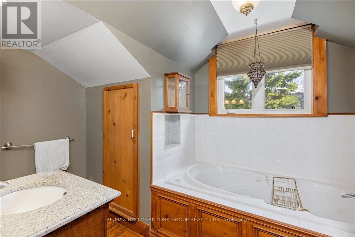 181 LAKE DRIVE N, Georgina (Historic Lakeshore Communities), Ontario, L4P3C8 — Photo 36