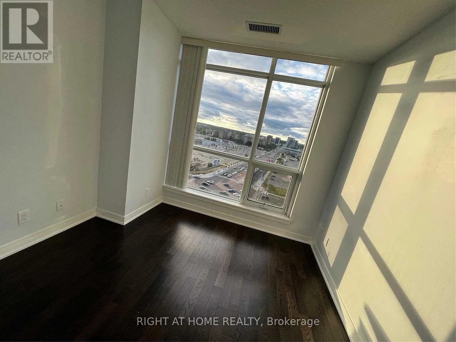 1209 - 9201 YONGE STREET, Richmond Hill (Langstaff), Ontario, L4C6Z2 — Photo 3