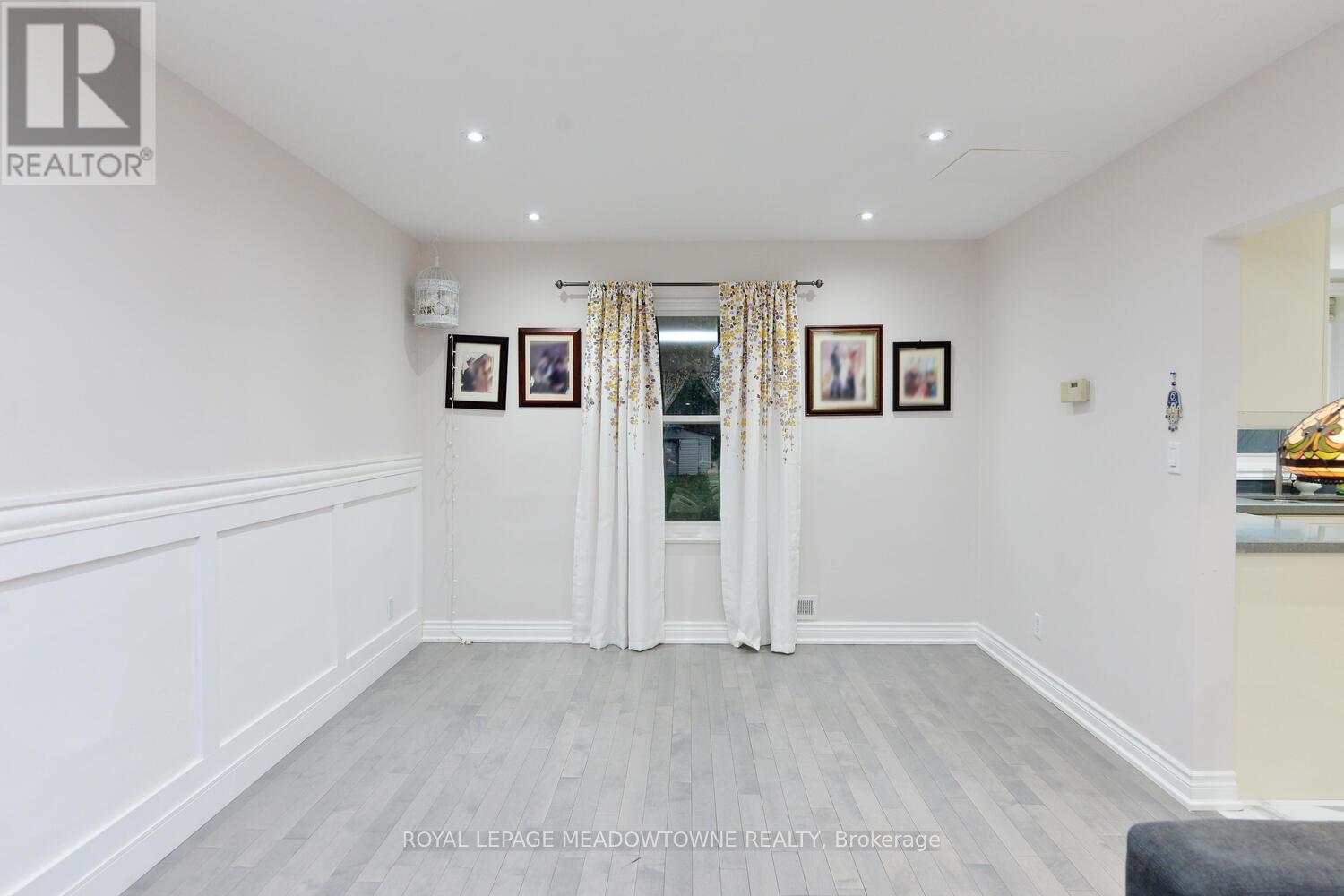 825 NORTH SERVICE ROAD, Mississauga (Lakeview), Ontario, L4Y1A2 — Photo 12