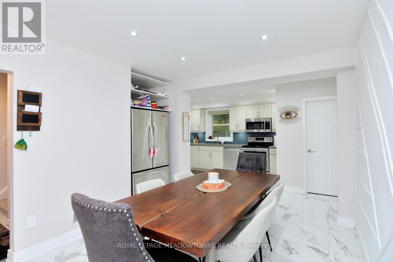 825 NORTH SERVICE ROAD, Mississauga (Lakeview), Ontario, L4Y1A2 — Photo 16