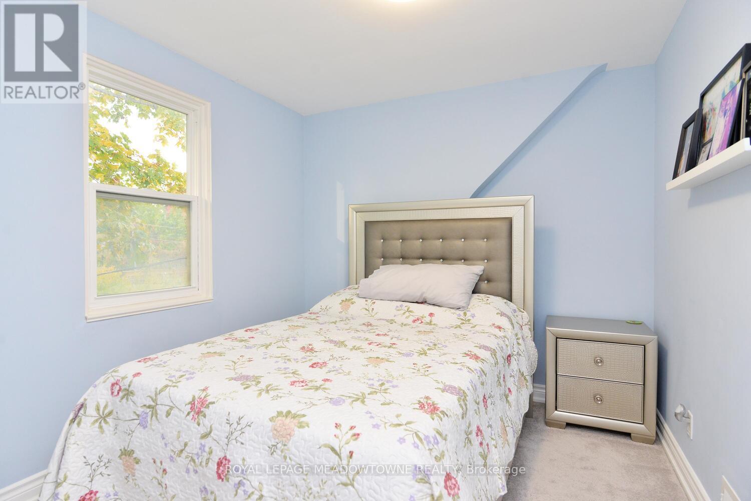 825 NORTH SERVICE ROAD, Mississauga (Lakeview), Ontario, L4Y1A2 — Photo 24