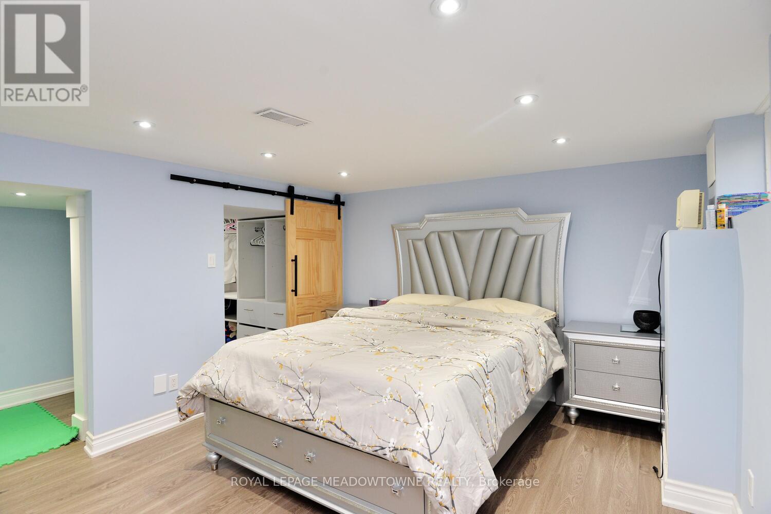 825 NORTH SERVICE ROAD, Mississauga (Lakeview), Ontario, L4Y1A2 — Photo 33