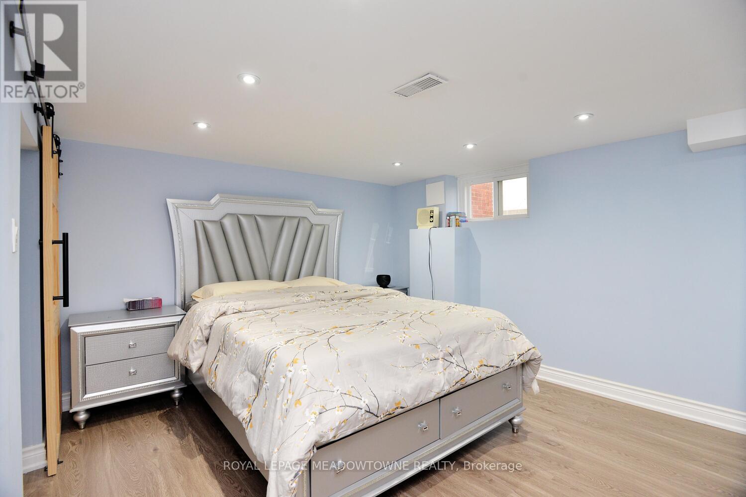 825 NORTH SERVICE ROAD, Mississauga (Lakeview), Ontario, L4Y1A2 — Photo 34