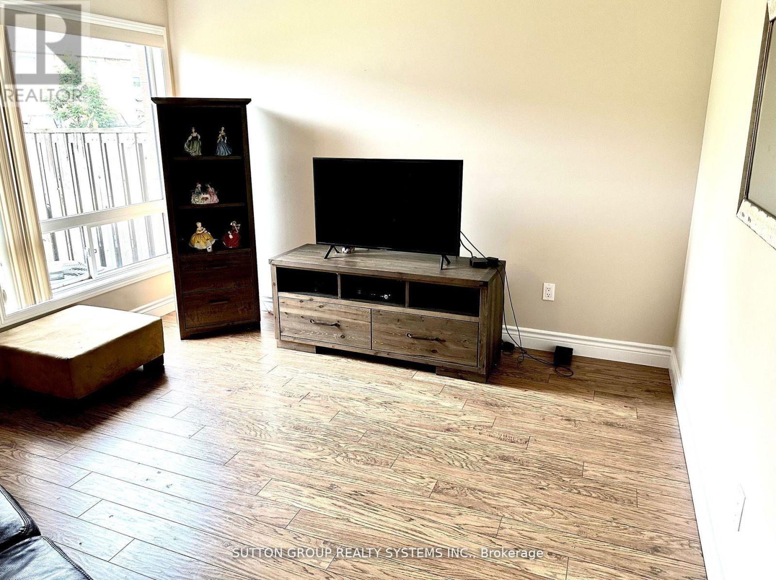 2467 SPRINGFOREST DRIVE, Oakville (BC Bronte Creek), Ontario, L6M0A2 — Photo 5