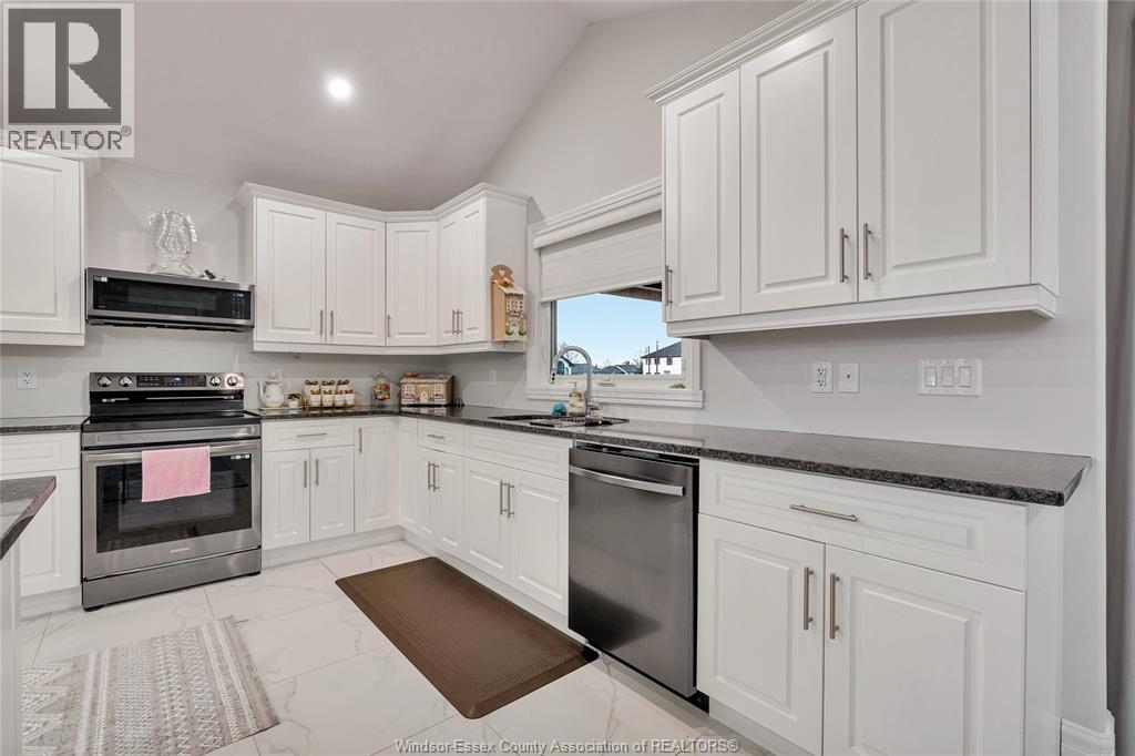 108 BONNET ROAD, Amherstburg, Ontario, N9V3T4 — Photo 10