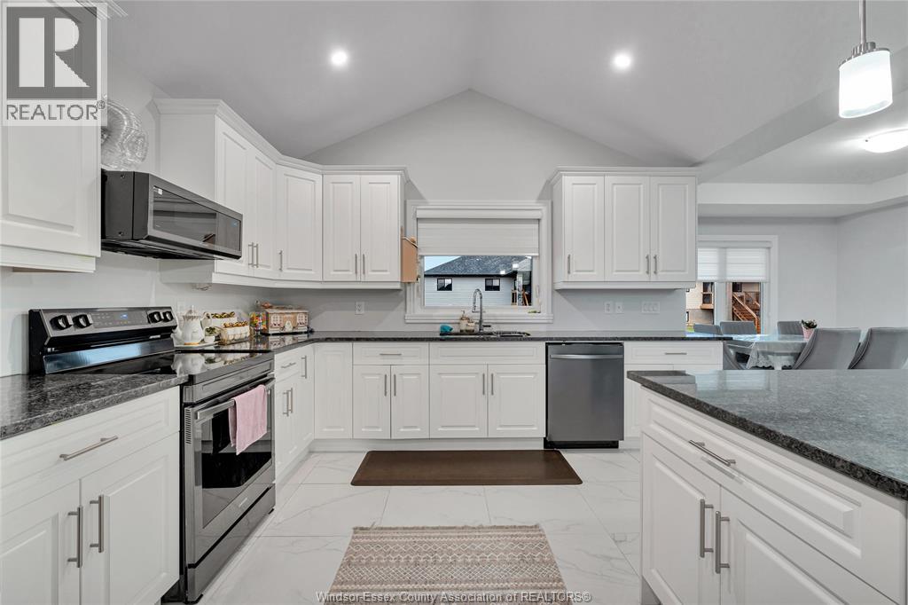 108 BONNET ROAD, Amherstburg, Ontario, N9V3T4 — Photo 9