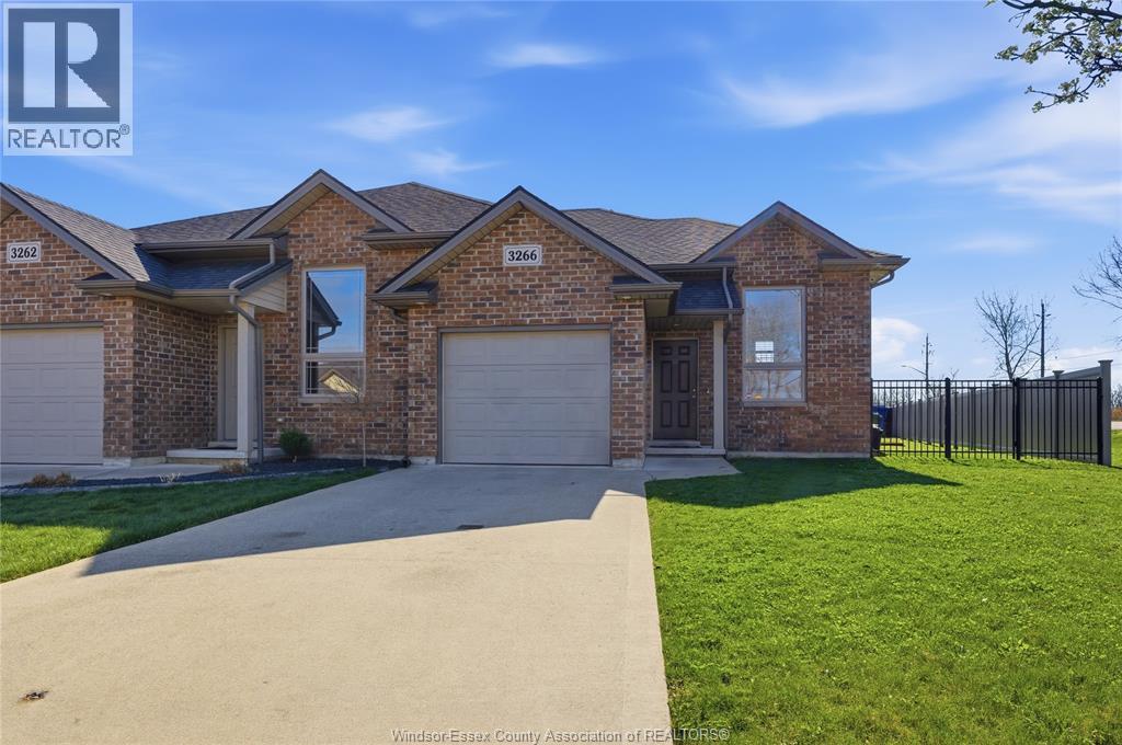 3266 SEVILLE AVENUE, Windsor, Ontario, N8N0A5 — Photo 2