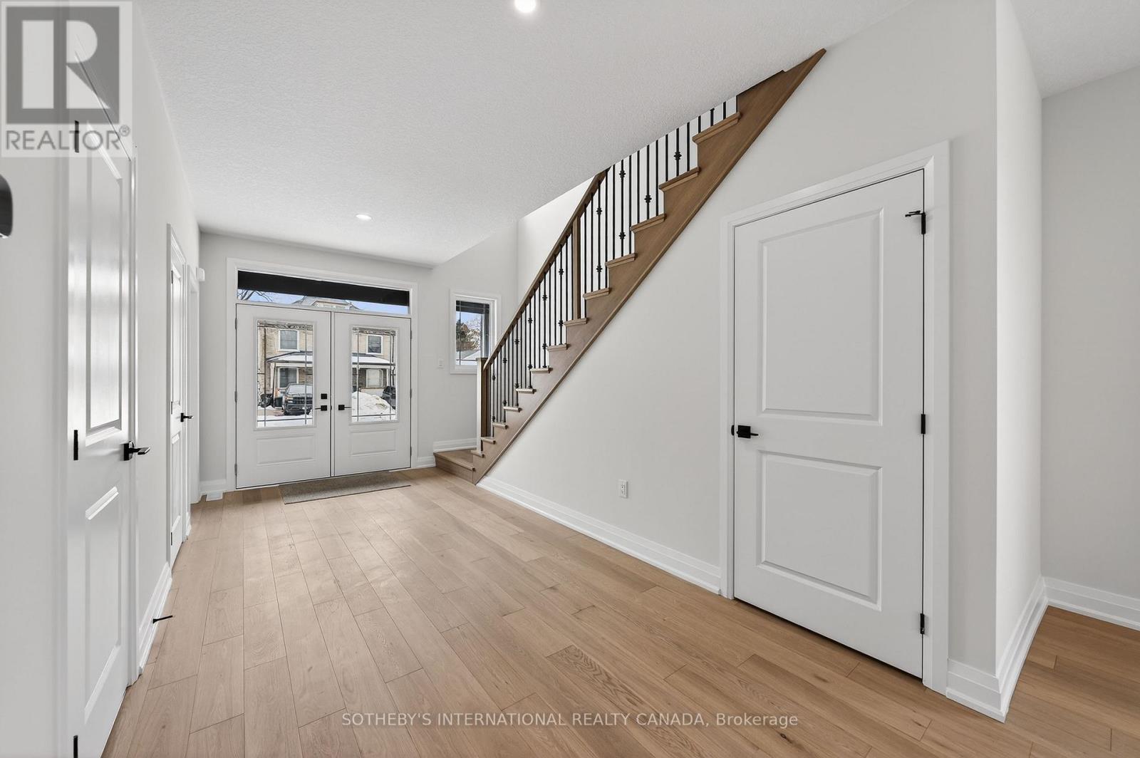 42 RICH AVENUE, Cambridge, Ontario, N1R2A5 — Photo 5