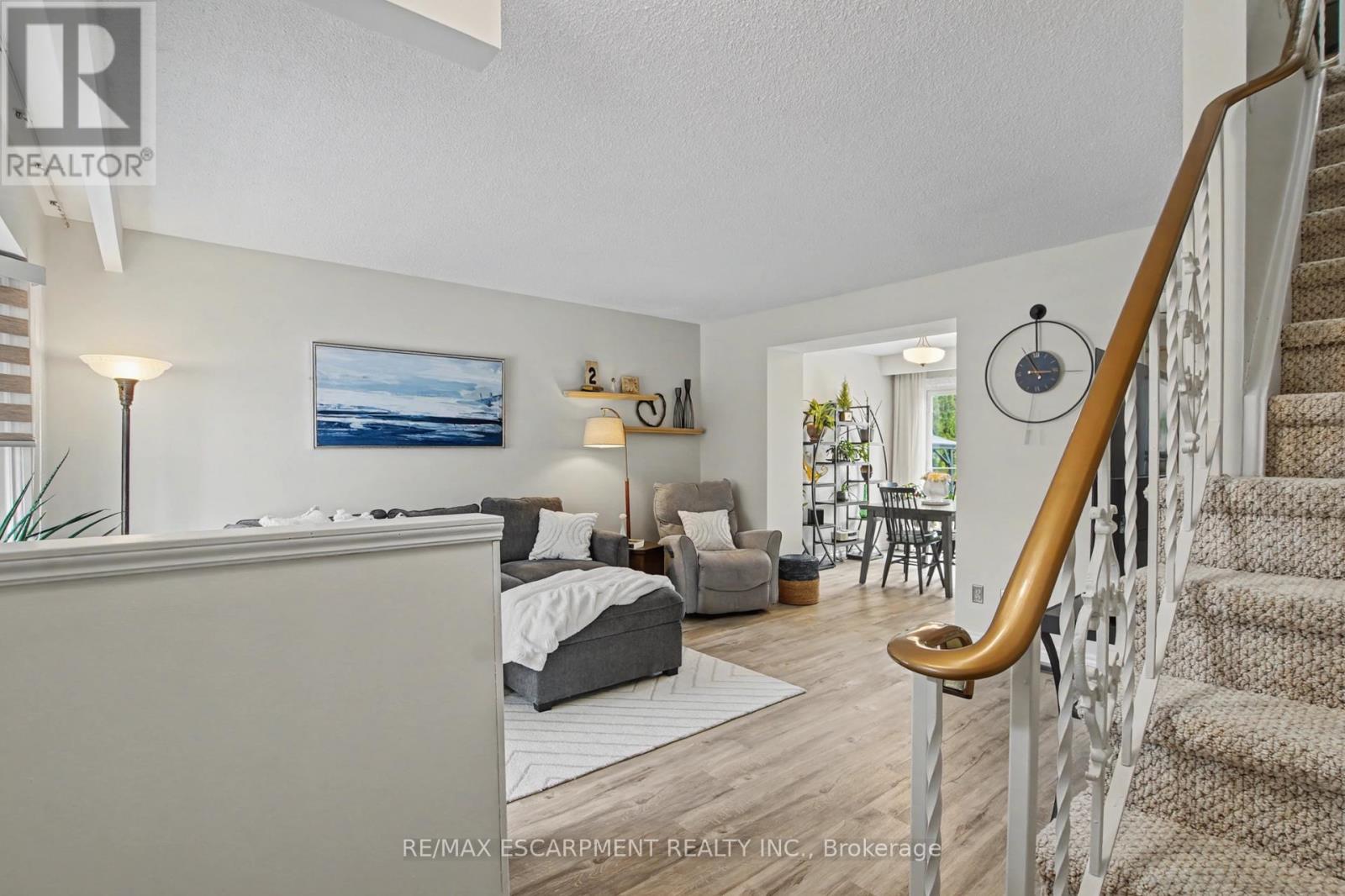 21 GREYSTONE CRESCENT, St. Catharines (Lakeport), Ontario, L2N6P1 — Photo 6