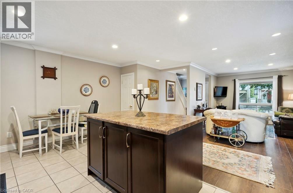 34 CLIFF Avenue, Hamilton, Ontario, L8E6A7 — Photo 10