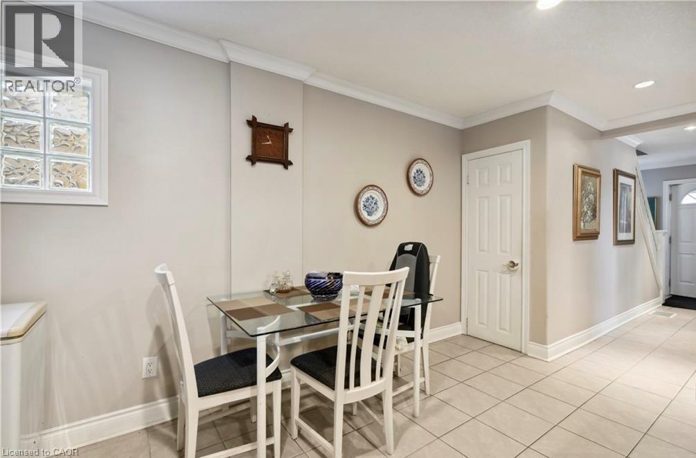 34 CLIFF Avenue, Hamilton, Ontario, L8E6A7 — Photo 12