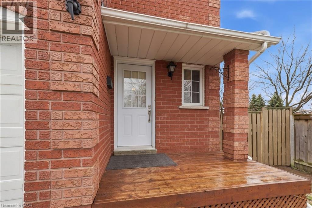 103 DOWNING Crescent, Barrie, Ontario, L4N8V5 — Photo 5