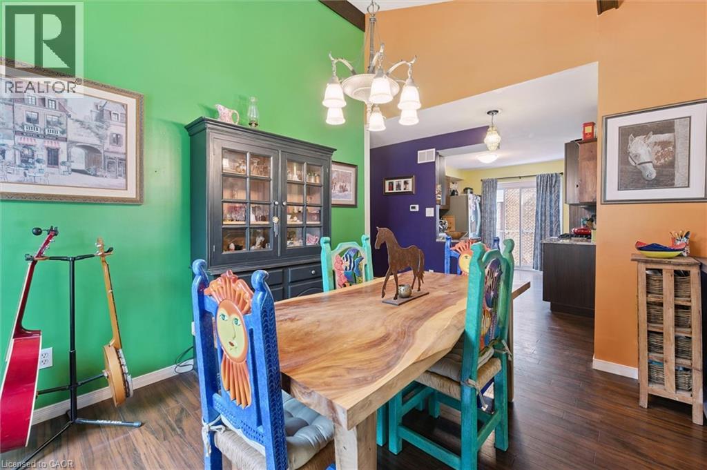 31 SAXONY Circle, Cambridge, Ontario, N1S4G6 — Photo 13