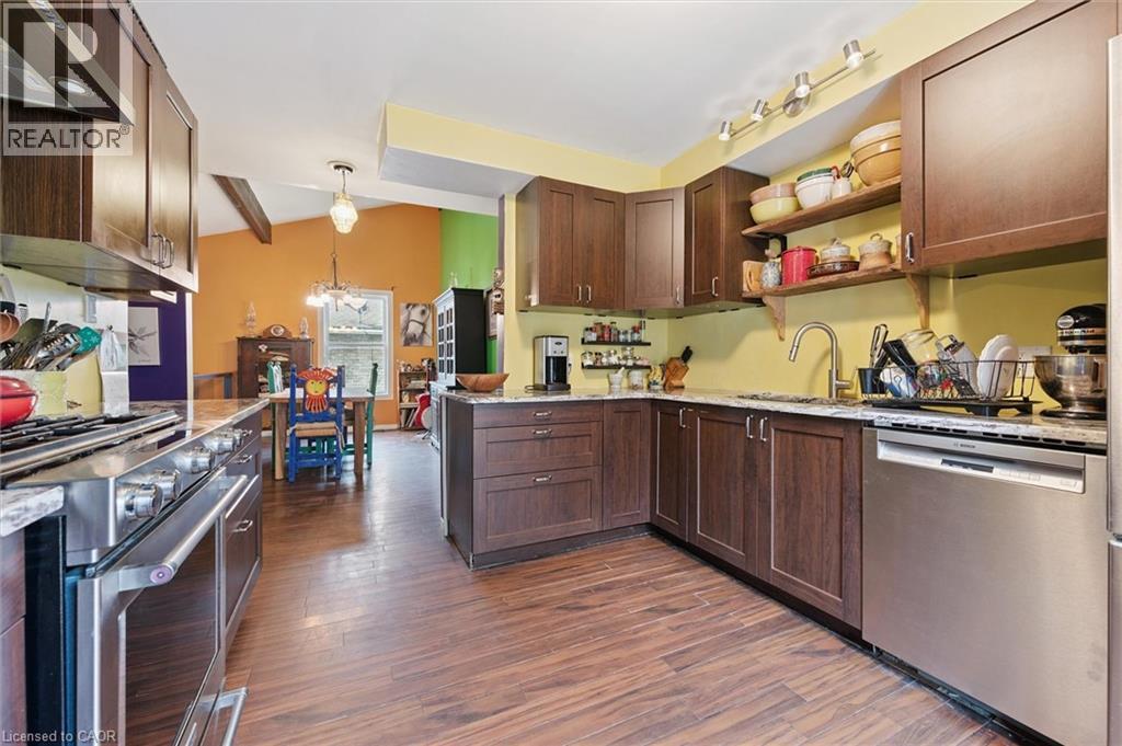 31 SAXONY Circle, Cambridge, Ontario, N1S4G6 — Photo 17