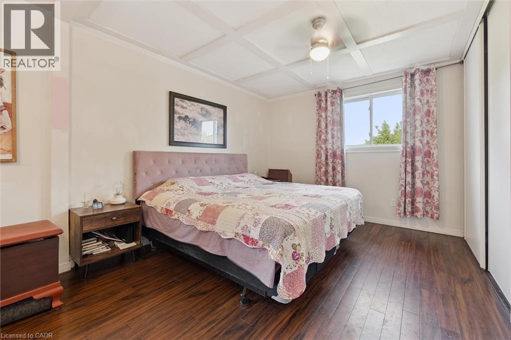 31 SAXONY Circle, Cambridge, Ontario, N1S4G6 — Photo 18