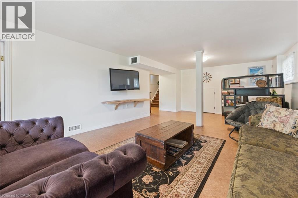 31 SAXONY Circle, Cambridge, Ontario, N1S4G6 — Photo 24