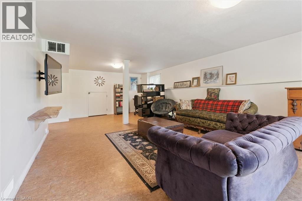 31 SAXONY Circle, Cambridge, Ontario, N1S4G6 — Photo 25