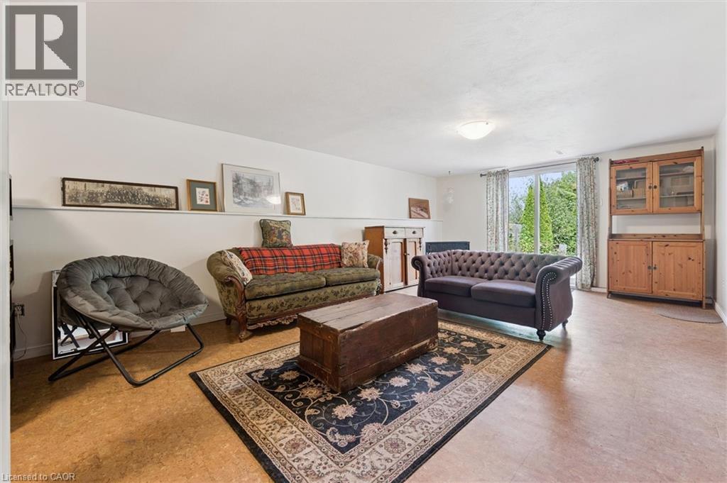 31 SAXONY Circle, Cambridge, Ontario, N1S4G6 — Photo 26