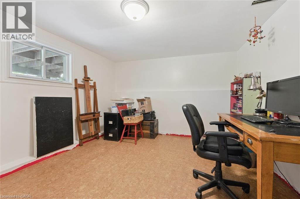 31 SAXONY Circle, Cambridge, Ontario, N1S4G6 — Photo 29