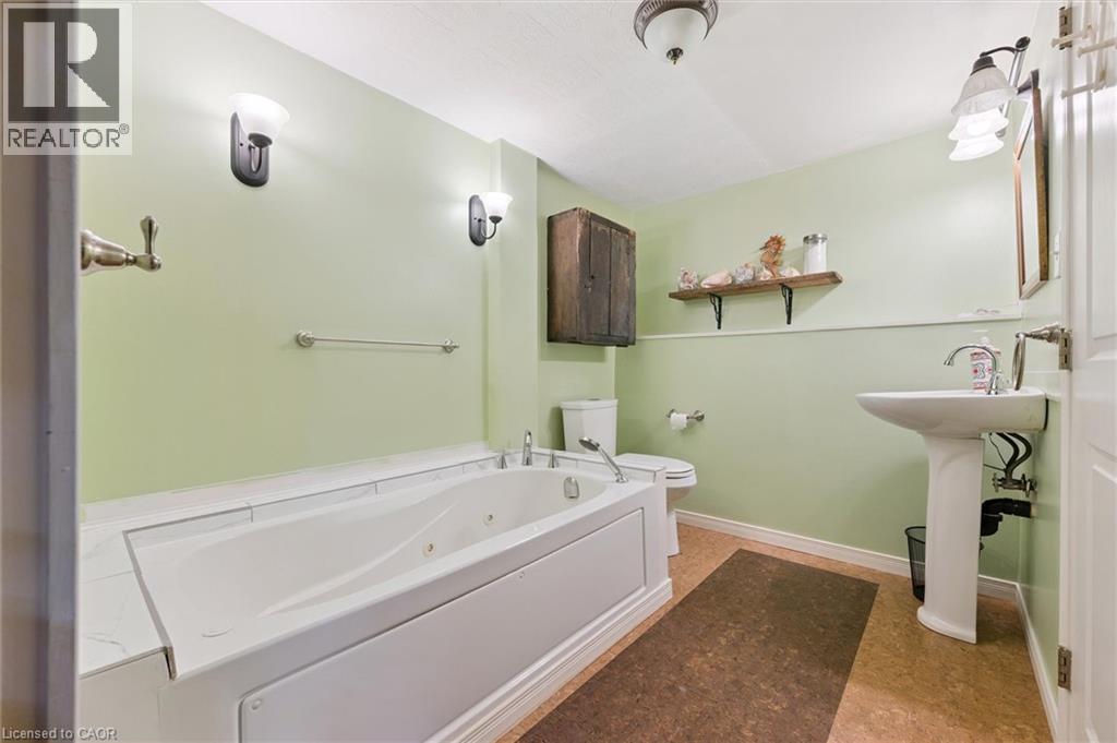 31 SAXONY Circle, Cambridge, Ontario, N1S4G6 — Photo 30