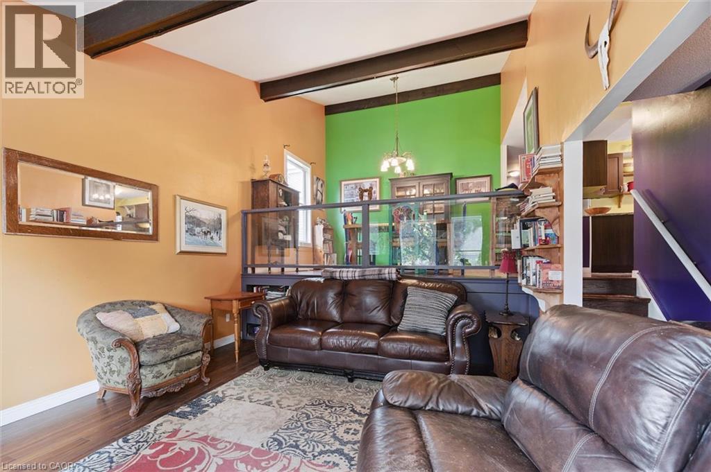 31 SAXONY Circle, Cambridge, Ontario, N1S4G6 — Photo 9