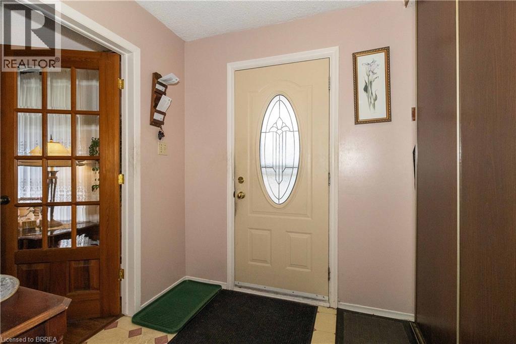 11 SIGURD JENSEN Court, Brantford, Ontario, N3R6Y8 — Photo 3
