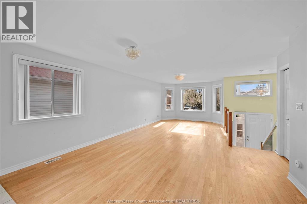 2336 Radcliff AVENUE, Windsor, Ontario, N8P1V5 — Photo 13