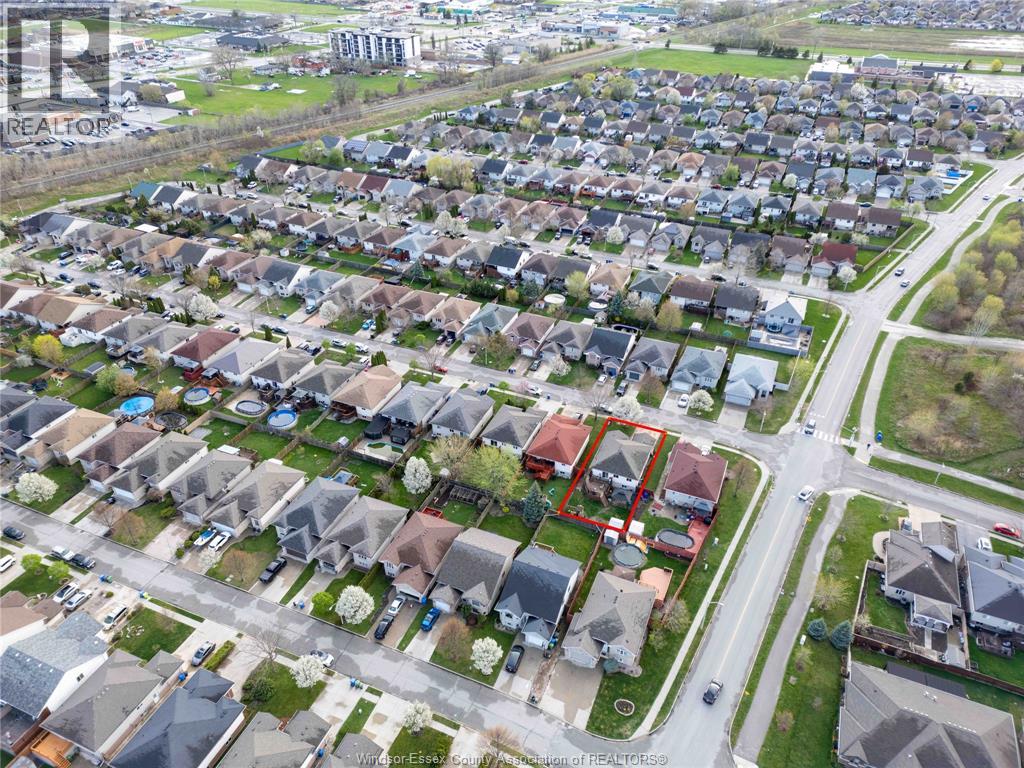 2336 Radcliff AVENUE, Windsor, Ontario, N8P1V5 — Photo 3