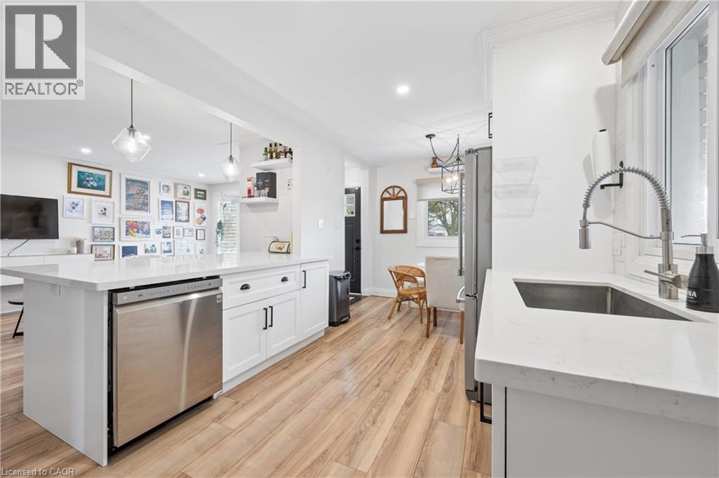 14 LINTON Place, Kitchener, Ontario, N2B2J9 — Photo 12