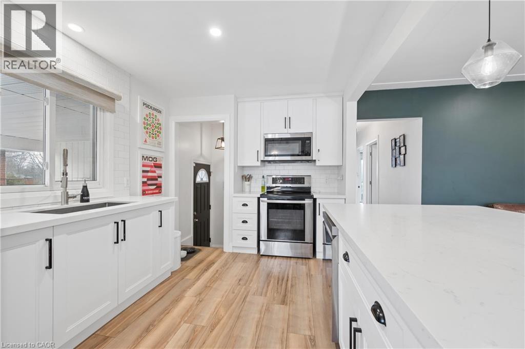 14 LINTON Place, Kitchener, Ontario, N2B2J9 — Photo 15