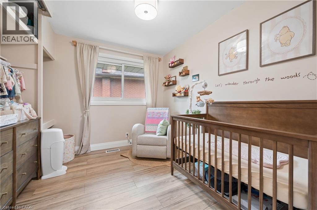 14 LINTON Place, Kitchener, Ontario, N2B2J9 — Photo 16