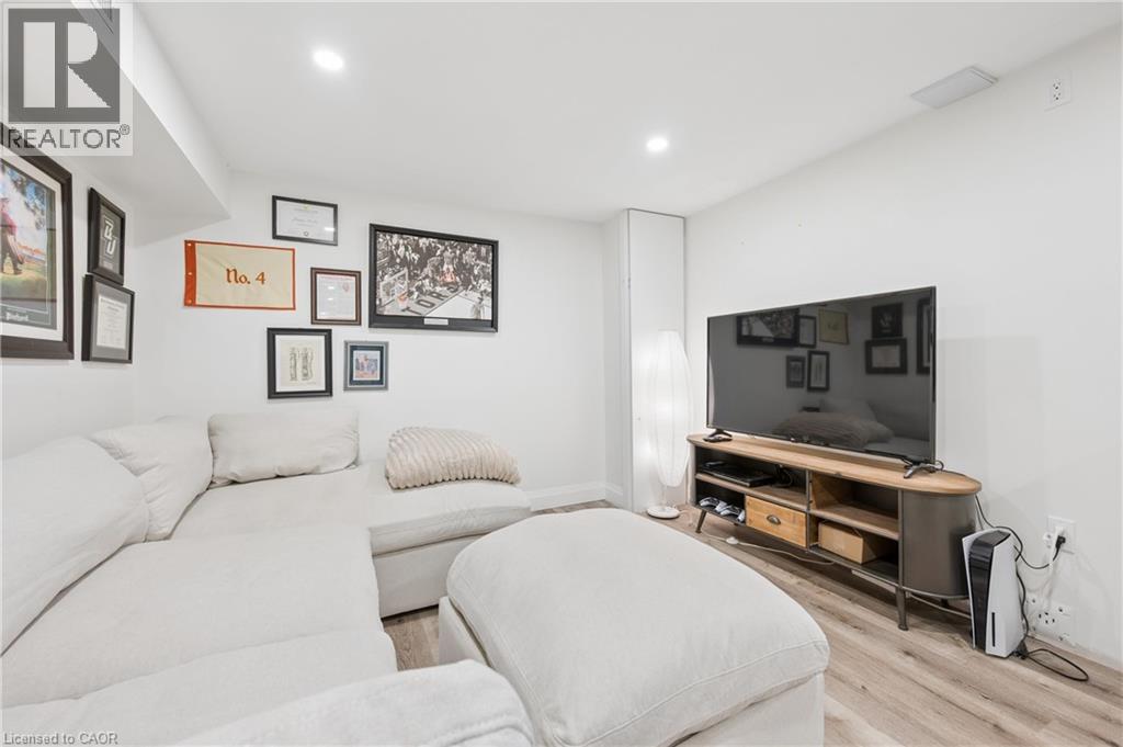 14 LINTON Place, Kitchener, Ontario, N2B2J9 — Photo 25