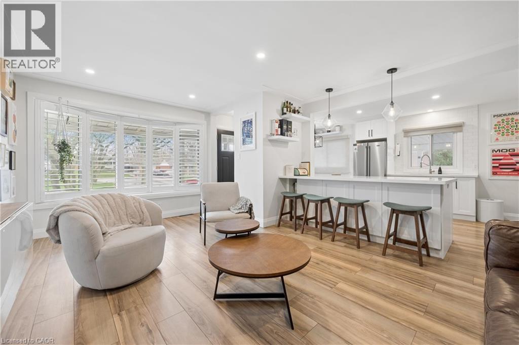 14 LINTON Place, Kitchener, Ontario, N2B2J9 — Photo 7