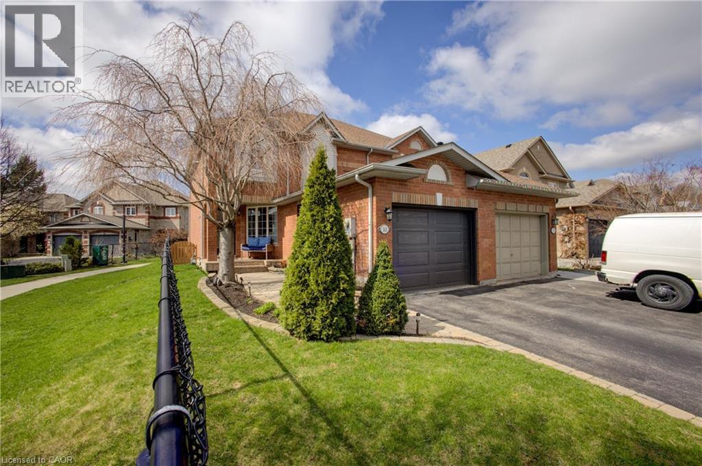 32 MCCLURE Court, Georgetown, Ontario, L7G5X6 — Photo 3