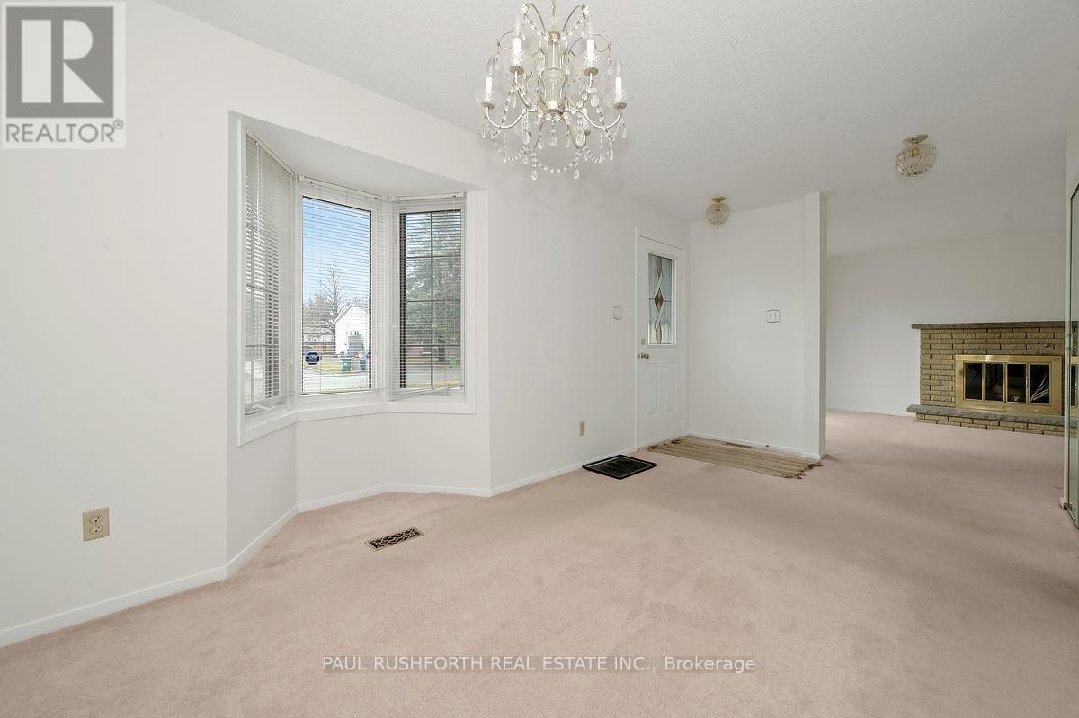 302 ROXDALE AVENUE, Ottawa, Ontario, K1E1T8 — Photo 10