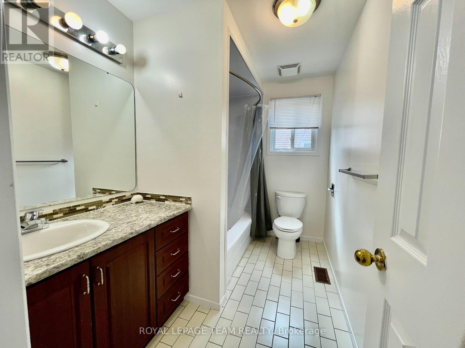 128 PINETRAIL CRESCENT, Ottawa, Ontario, K2G5A1 — Photo 14